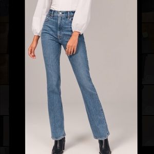 ULTRA HIGH RISE VINTAGE FLARE JEANS SIZE 31